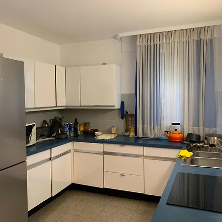 Fair House Near Duesseldorf- 5 Bedrooms, Garden, Terrace Parking Prázdninový dům *