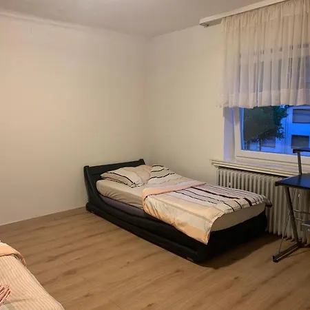 Fair House Near Duesseldorf- 5 Bedrooms, Garden, Terrace Parking Prázdninový dům *